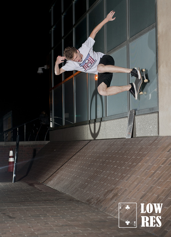 nickrwallridehospitalbanks-Liam Annis